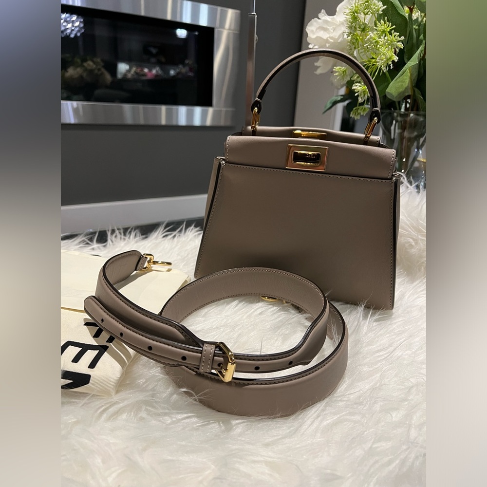 Fendi Mini Peekaboo Top handle - Picture 2 of 8